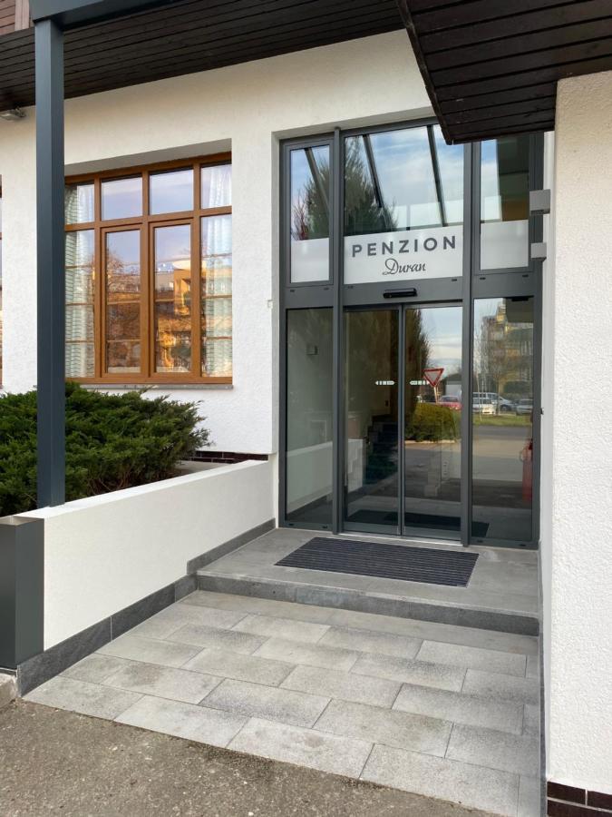 Duran Penzion Hradec Kralove Exterior foto